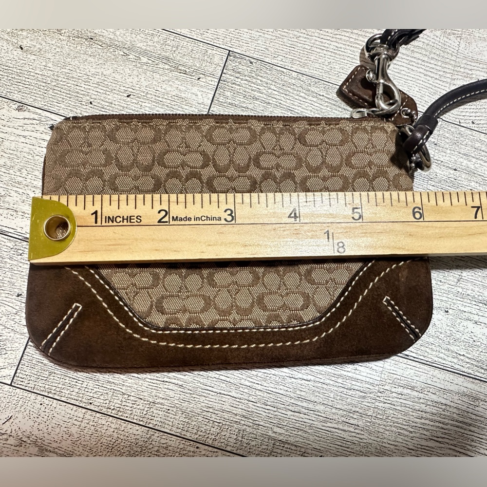 Coach m Small Wristlet Coin Purse Vtg Sz 6”x4” - Picture 5 of 6